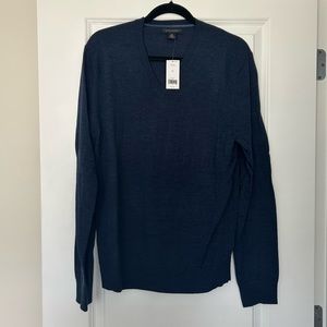 *NWT* Banana Republic Men’s Sweater - Size M